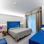 Meridianus 4* لينانو سابيادورو