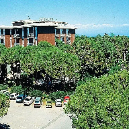 Meridianus 4* Λινιάνο Σαμπιαντόρο