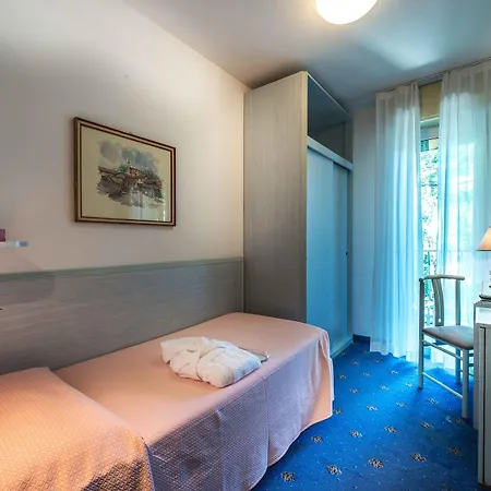 Meridianus Hotell 4*