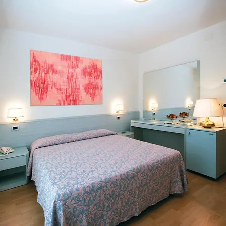 Meridianus Hotell 4*