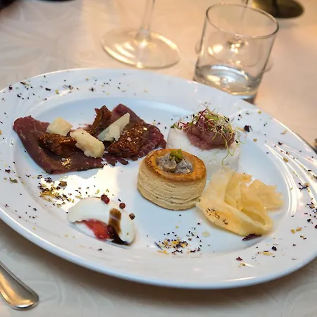 Meridianus Hotell 4*