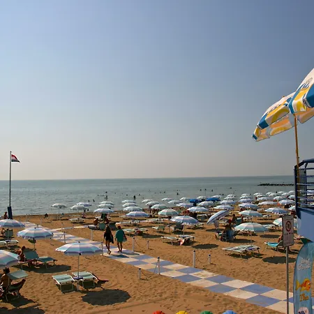 Meridianus Hotell 4*