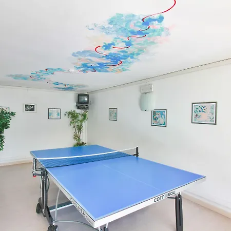 Meridianus Hotel 4*