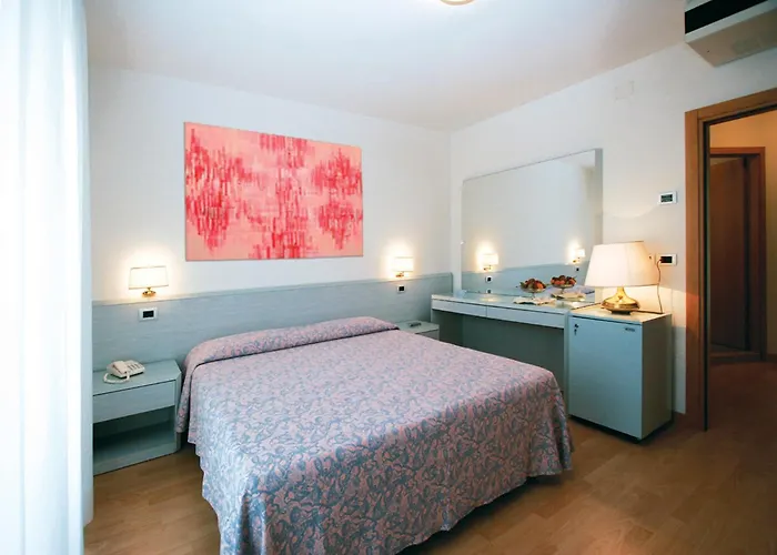 Meridianus Отель 4*