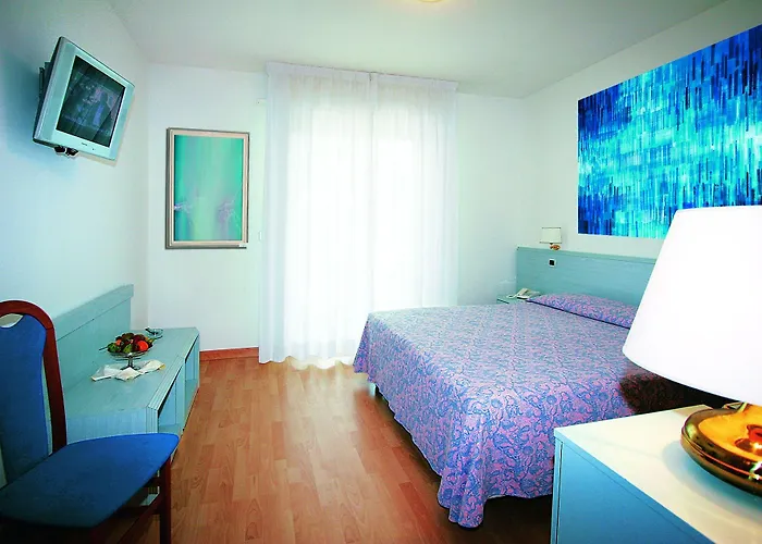 Отель Meridianus