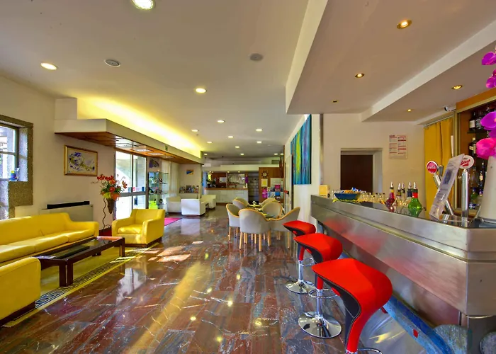 Отель Meridianus 4*