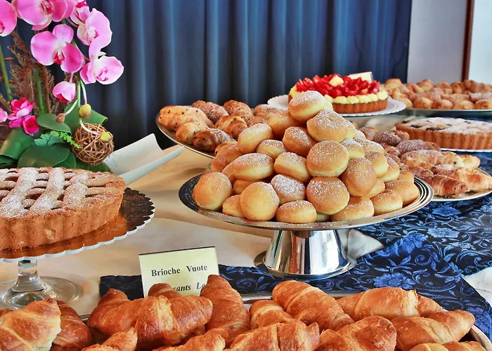 Meridianus Отель